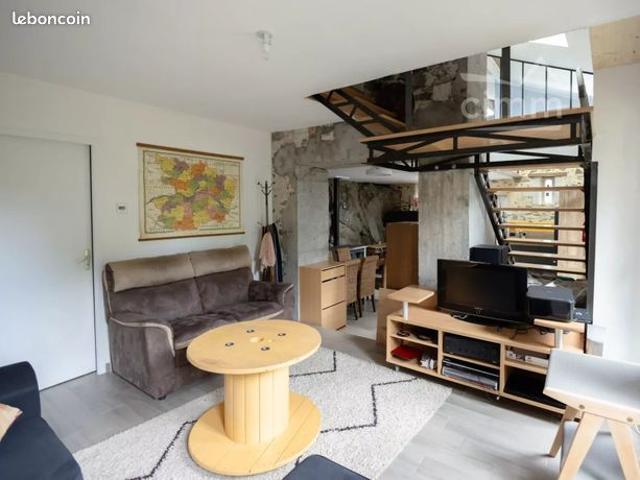 Maison vente à Angers, Denée