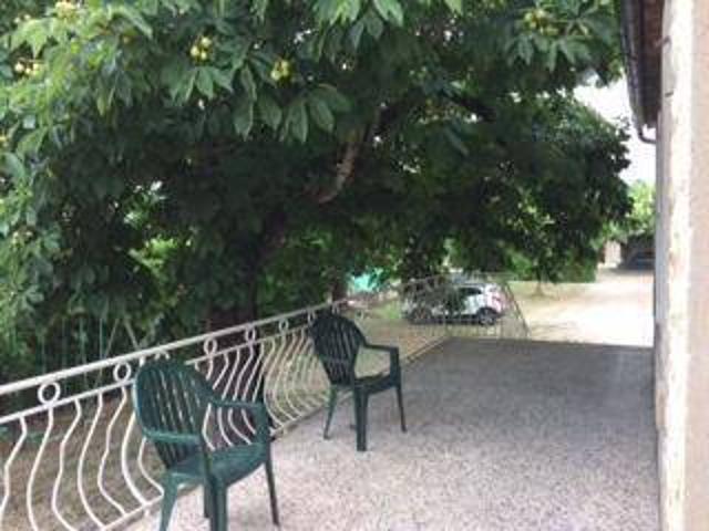 Maison location à France métropolitaine, Berrias-et-casteljau