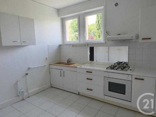 Maison location à Neufchâteau, Vittel