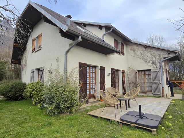 Maison vente à Chambéry, Saint-jean-d'arvey