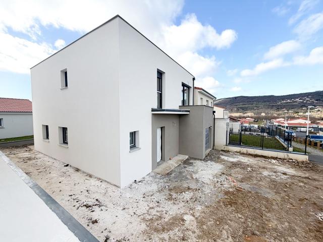 Maison vente à Clermont-Ferrand, Vic-le-comte