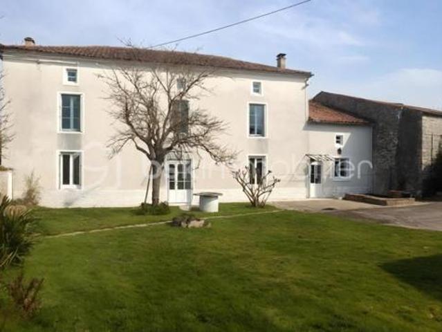 Maison vente à Niort, Fontenille-saint-martin-d'entraigues