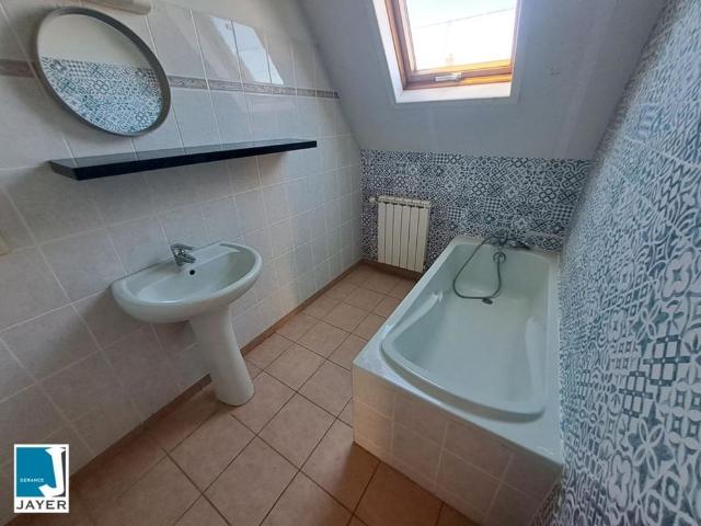Maison location à Louhans-Châteaurenaud, Ouroux-sur-saône