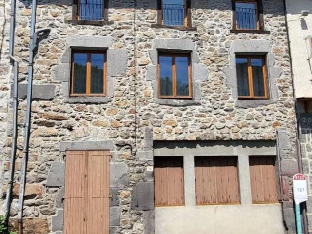 Maison vente à France métropolitaine, Ferrières-saint-mary