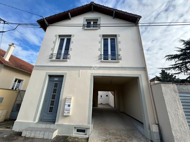 Maison vente à Saint-Germain-en-Laye, Carrières-sous-poissy