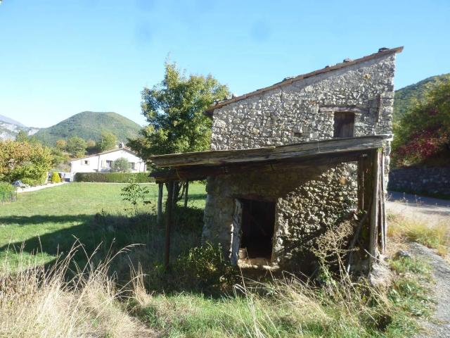 Maison vente à Castellane, Entrevaux