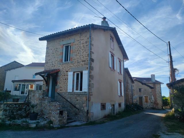 Maison vente à La Cordelle, Cognac-la-Forêt