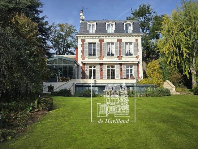 Maison location à Nanterre, Saint-cloud
