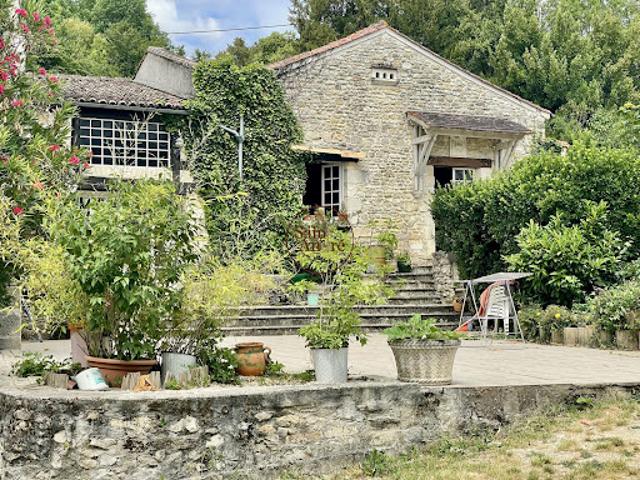 Maison vente à Angoulême, Magnac-sur-touvre