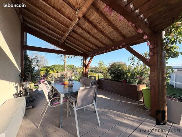Maison vente à Roanne, Renaison