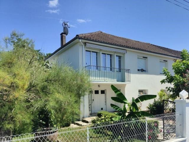 Maison vente à Nontron, Brantôme