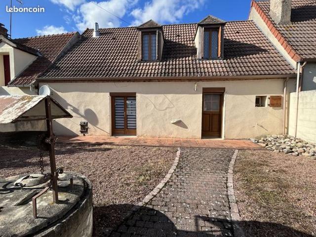 Maison vente à Saint-Amand-Montrond, Epineuil-le-fleuriel