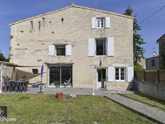Maison vente à Niort, Vallans