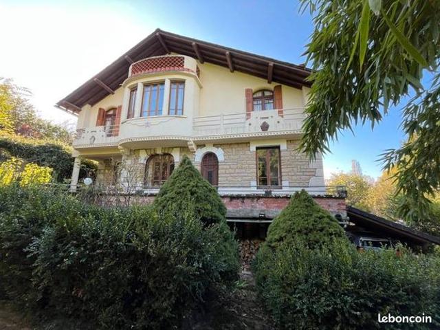 Maison vente à Villefranche-de-Rouergue, Monteils
