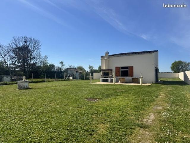 Maison vente à Saintes, Corme-ecluse
