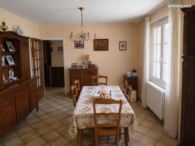 Maison vente à Aubusson, Boussac