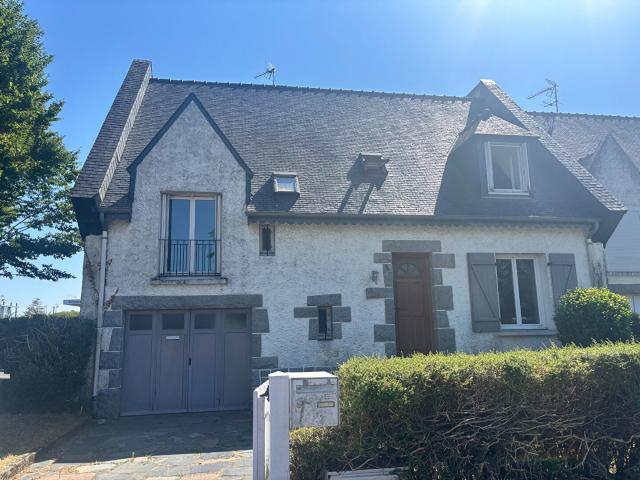 Maison vente à Dinan, Bretagne