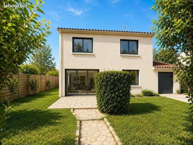 Maison vente à Angoulême, Aignes-et-puypéroux