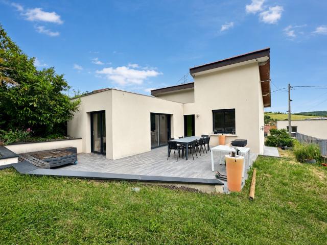 Maison vente à Clermont-Ferrand, Ceyrat