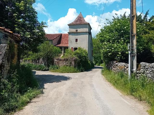 Maison vente à Cahors, Cénevières