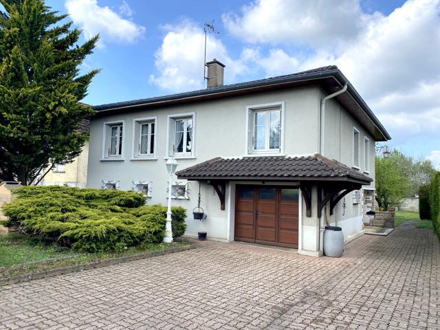 Maison vente à Louhans-Châteaurenaud, Cuisery
