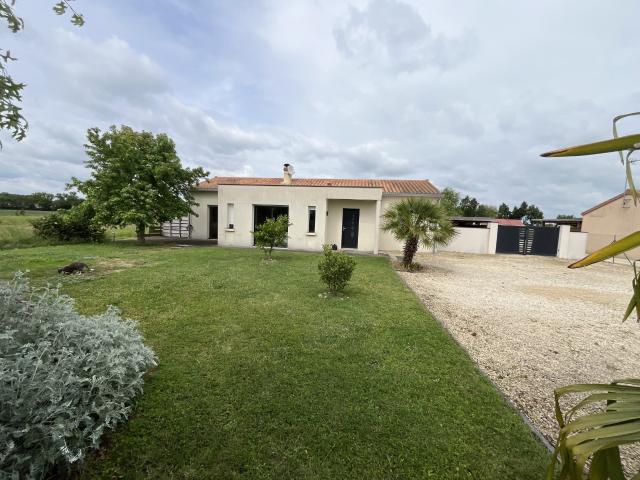 Maison vente à Bressuire, Bouillé-loretz