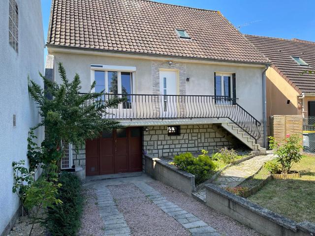 Maison location à France métropolitaine, Orry-la-ville