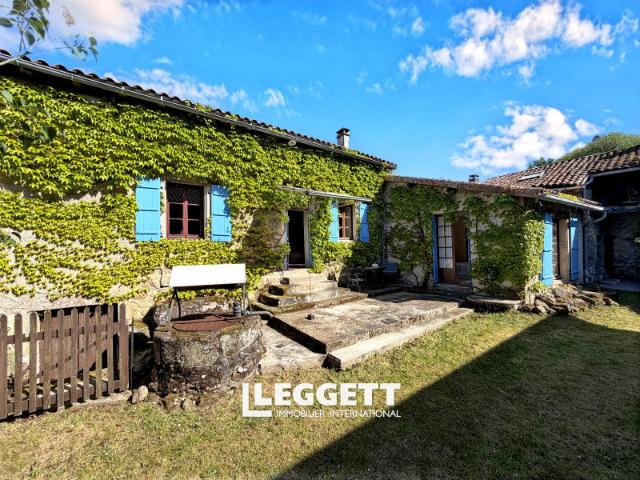Maison vente à Nontron, Piégut-pluviers