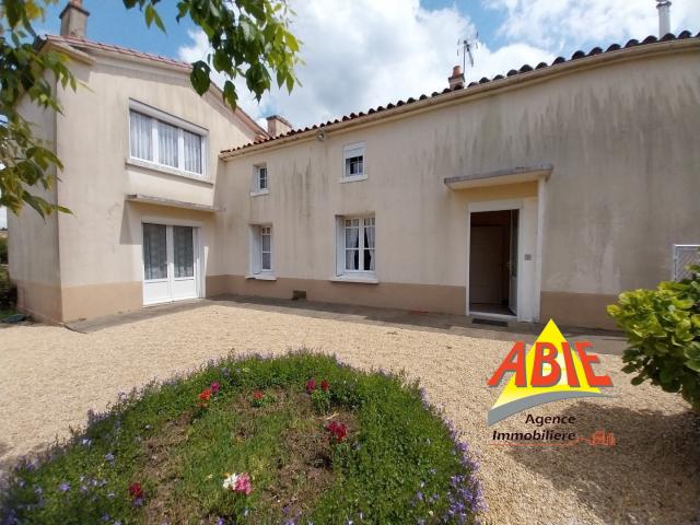 Maison vente à Saint-Pompain, Deux-Sèvres