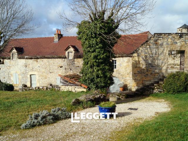 Maison vente à Villefranche-de-Rouergue, Toulonjac