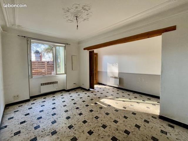 Maison vente à Carpentras, Cairanne