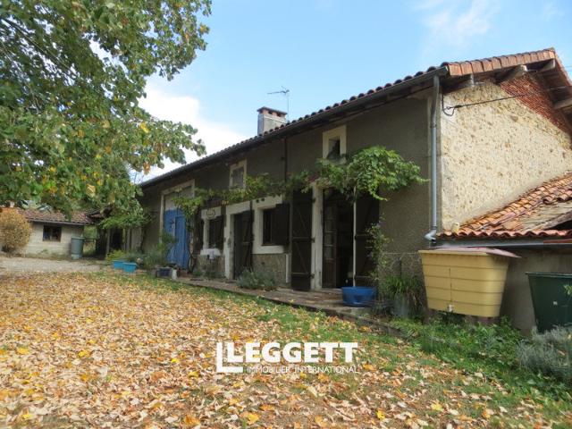 Maison vente à Confolens, Tessonnière