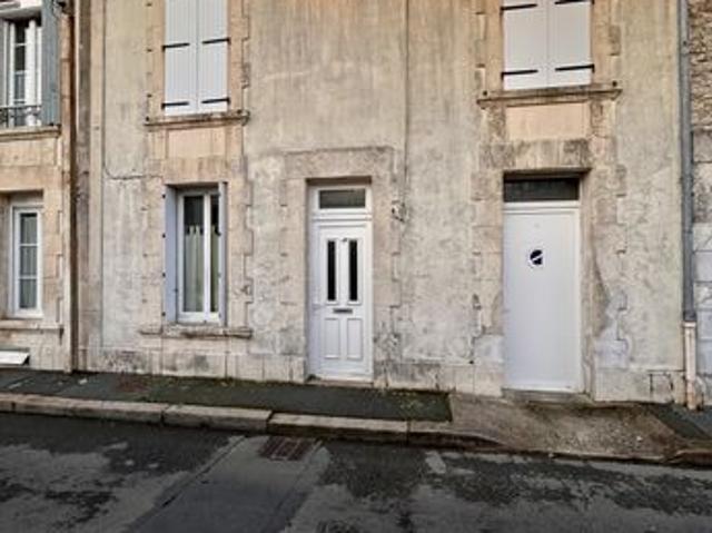 Maison vente à Fontenay-le-Comte, Vendée