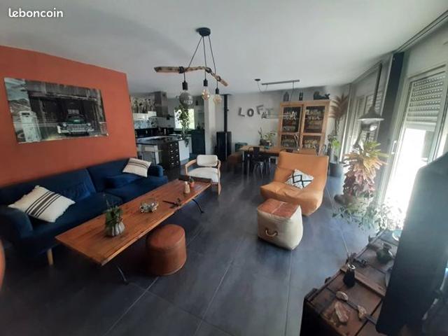 Maison vente à Bressuire, Montravers