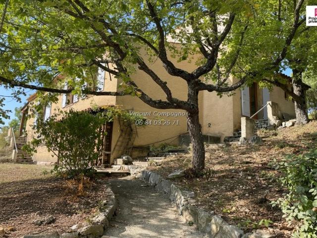Maison vente à Esparron-de-Verdon