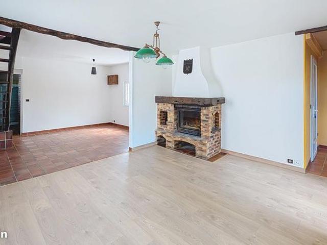 Maison vente à Palaiseau, La Ville-du-bois
