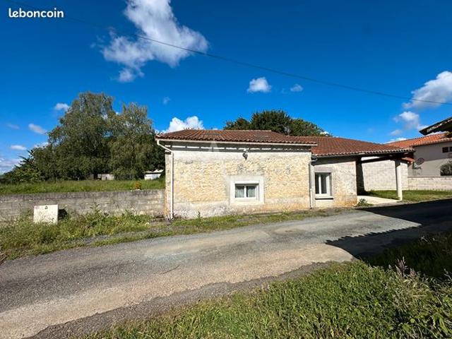 Maison vente à Saintes, La Vallée