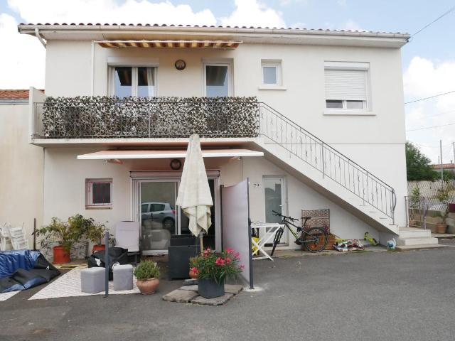 Maison vente à Saintes, Semussac