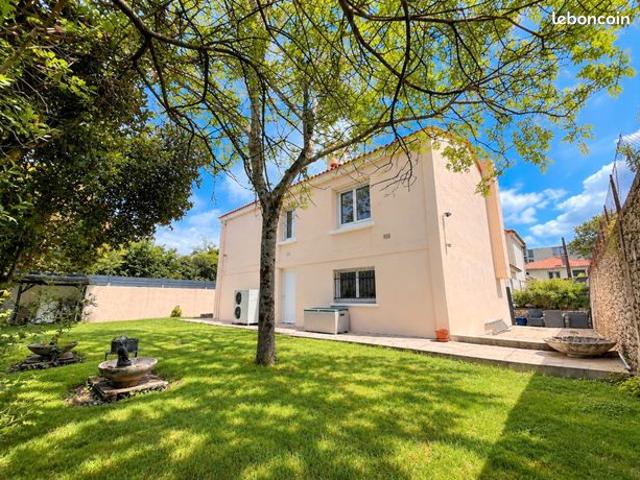 Maison vente à Cognac, Charente