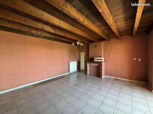 Maison vente à Louhans-Châteaurenaud, Sagy