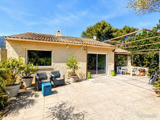 Maison vente à Arrondissement de Toulon, Toulon