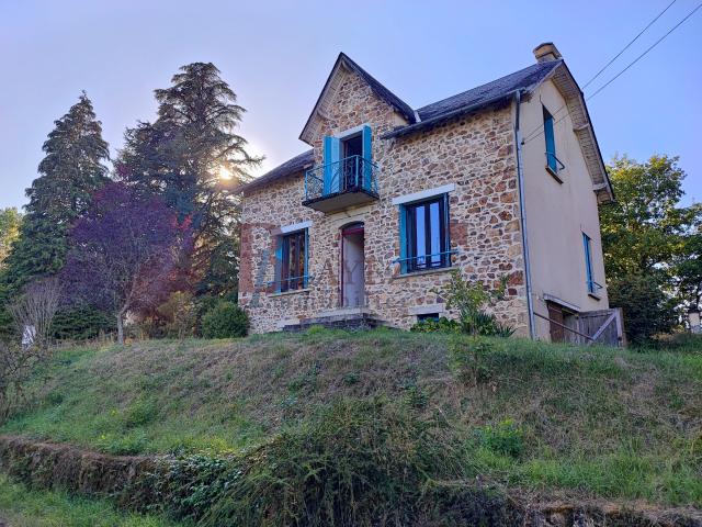 Maison vente à Neuvic, Corrèze