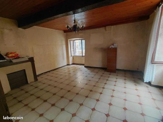 Maison vente à Clermont-Ferrand, Vic-le-comte