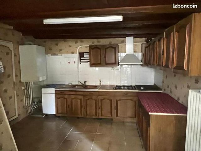Maison vente à Vic-le-Comte, Puy-de-Dôme