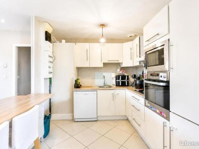 Maison vente à Saint-Seurin-sur-l'Isle, Gironde