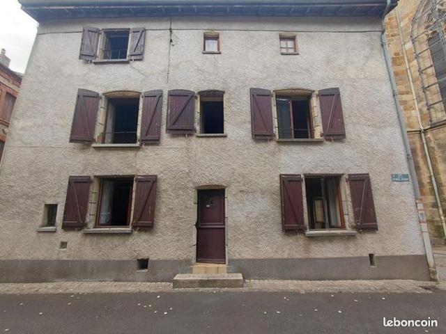 Maison vente à Clermont-Ferrand, Vic-le-comte