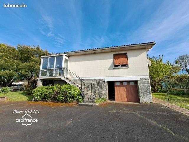 Maison vente à Niort, Mellé