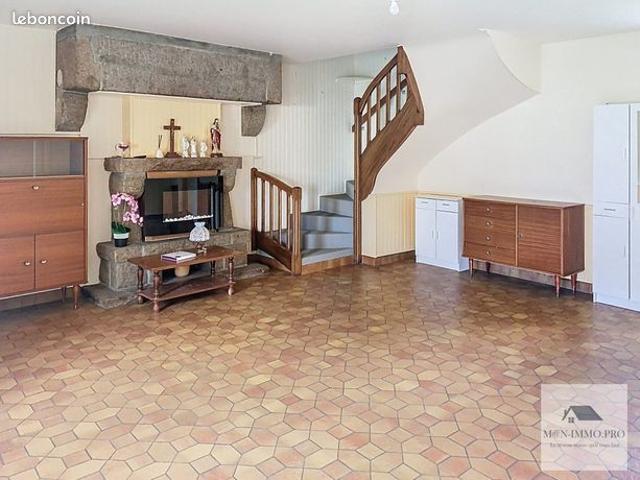 Maison vente à Niort, Mellé