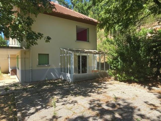 Maison vente à Montluçon, Auvergne-Rhône-Alpes