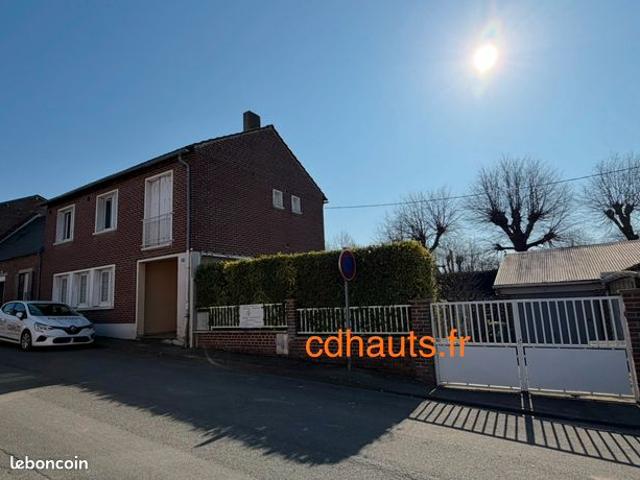 Maison vente à Laon, Marle